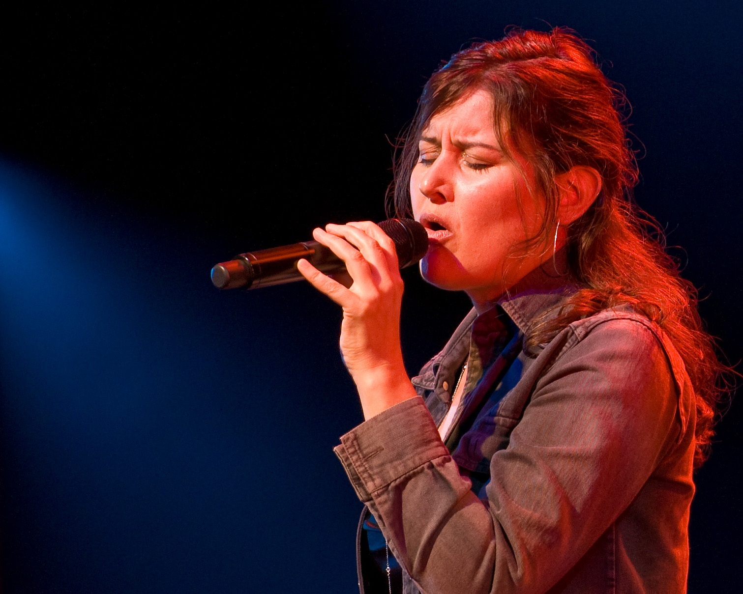 Paula Cole live on tour
